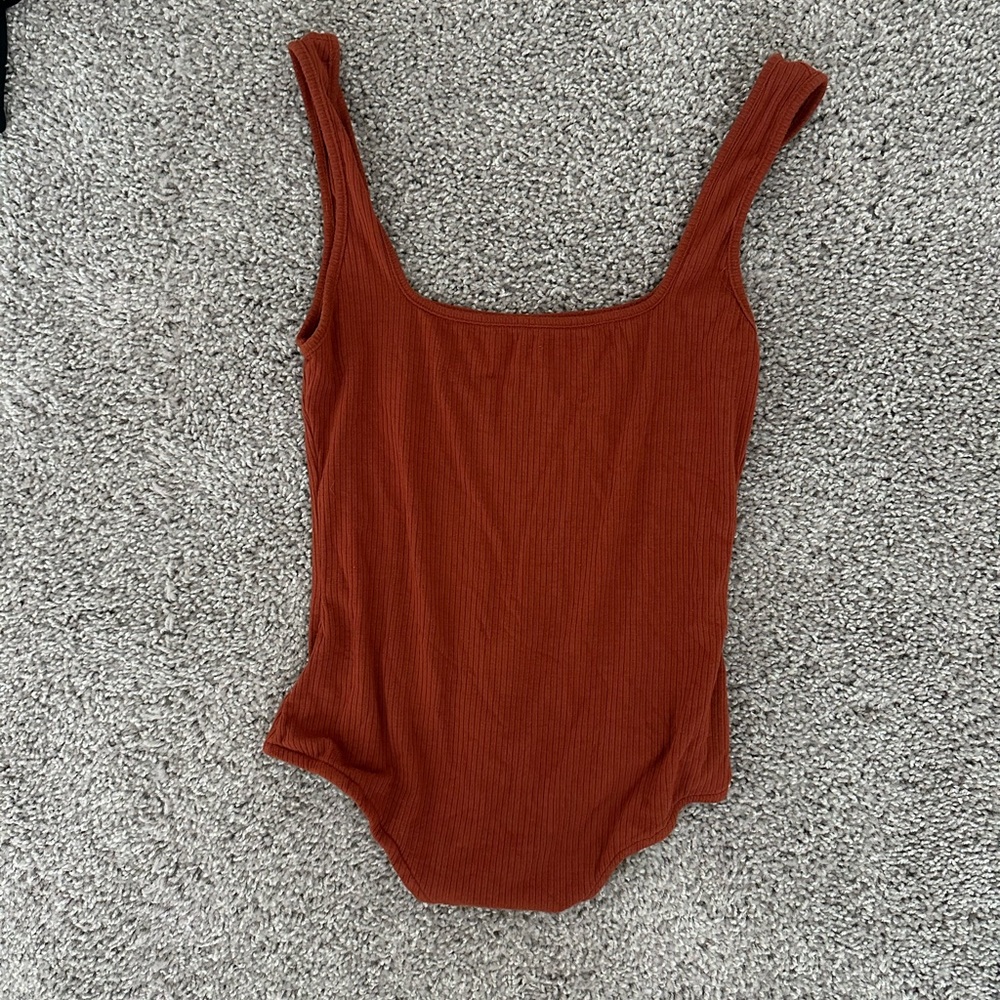 Tank top bundle - Picture 2 of 3